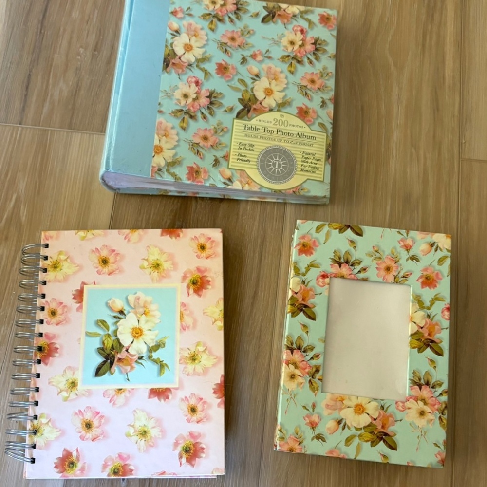 Photo and stationery matching set